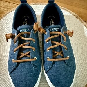 Sperry Crest Vibe Lace-up Sneakers